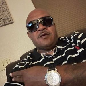 Meet your Posher, Julius